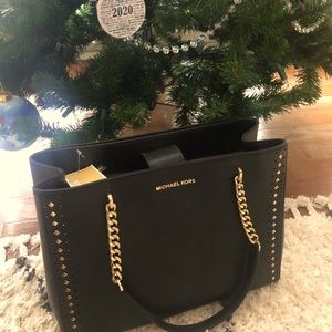 NWT Michael Kors Ellis Large Tote - Black